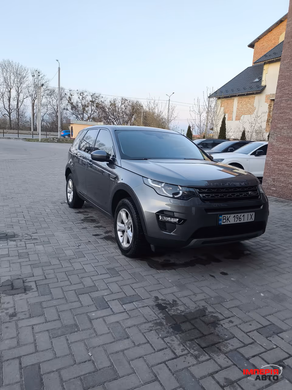 Land Rover Discovery Sport - фото 1