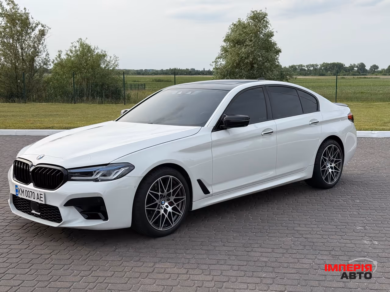 BMW 5 серії - фото 8