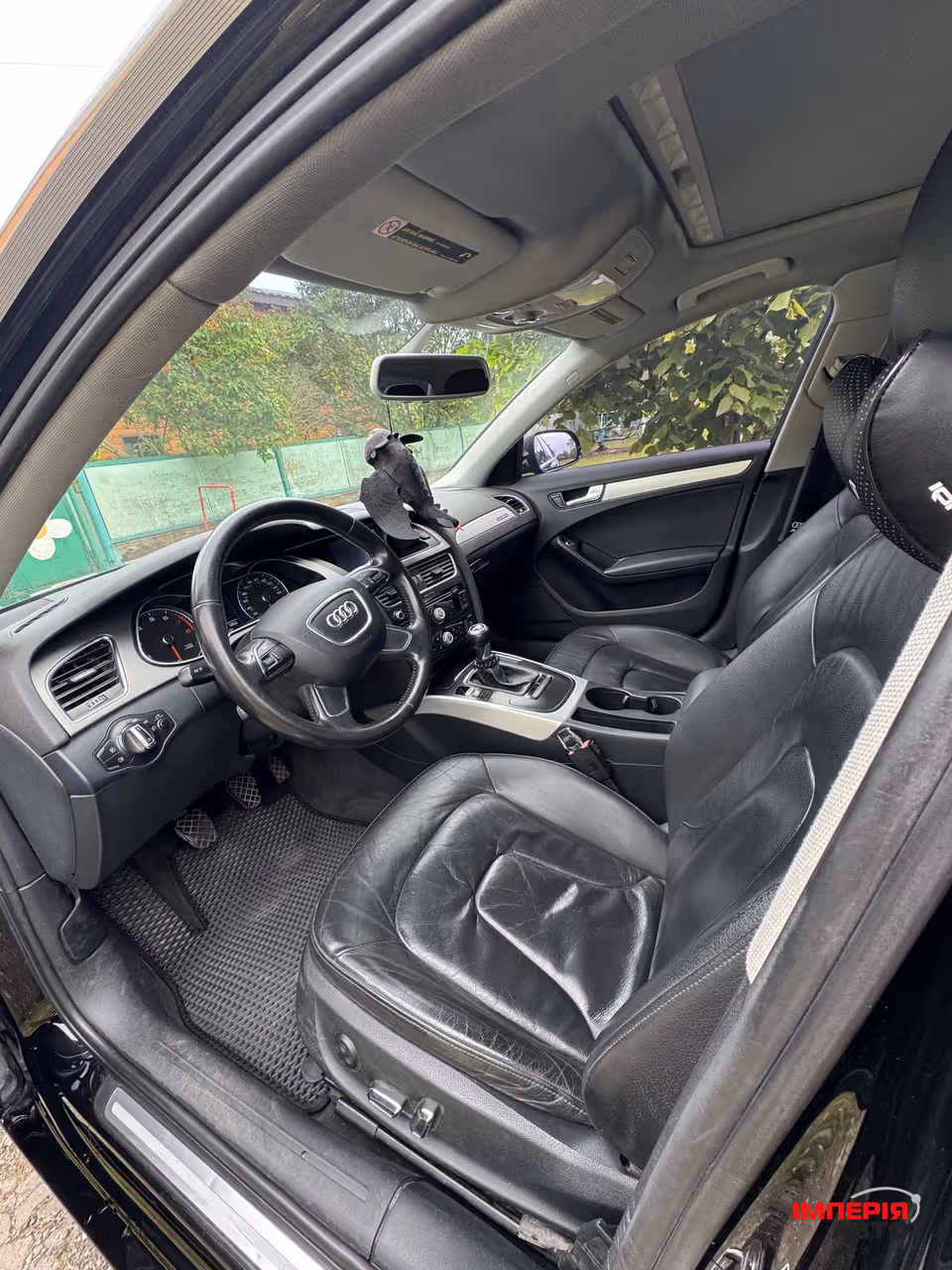 Audi A4 - фото 5