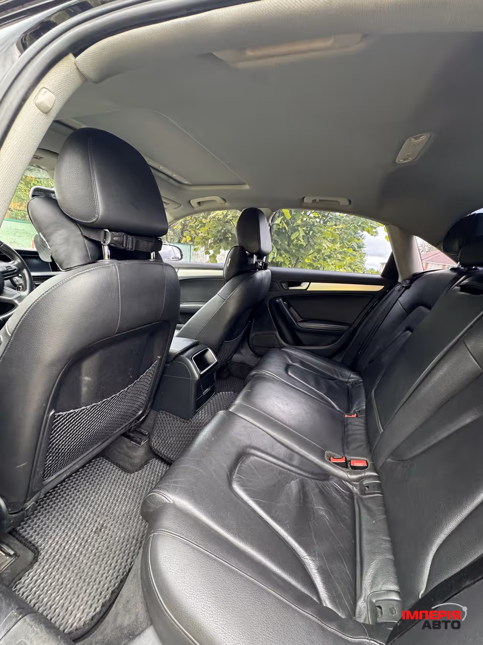 Audi A4 - фото 6