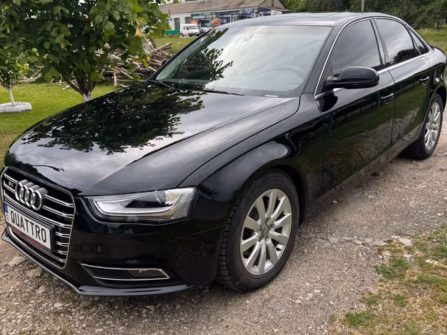 Audi A4 - фото 2