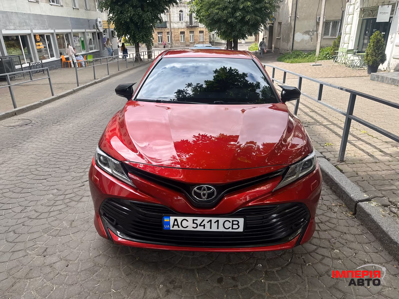 Toyota Camry - фото 2