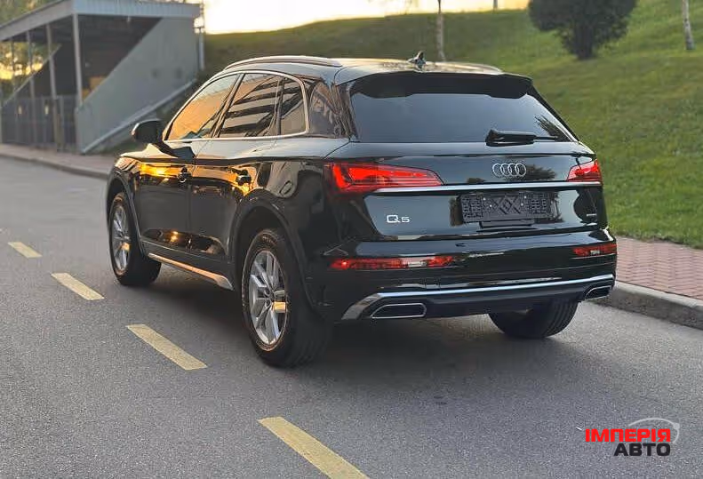 Audi Q5 - фото 12
