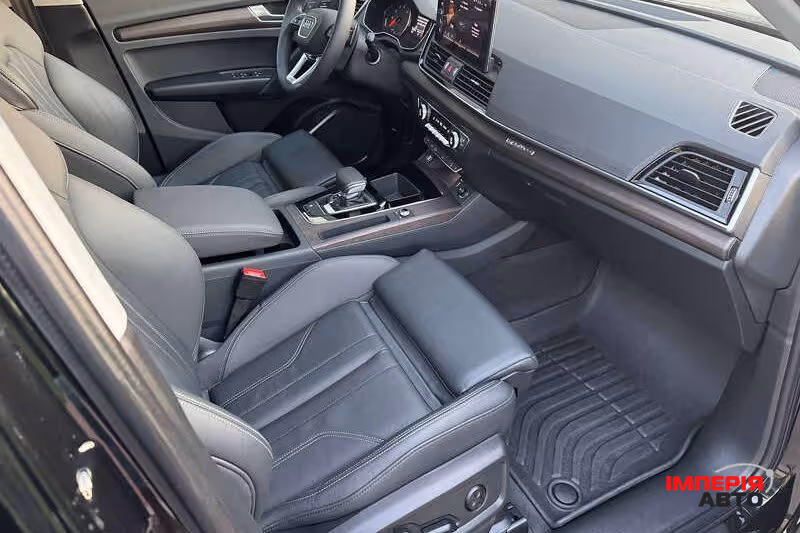 Audi Q5 - фото 17