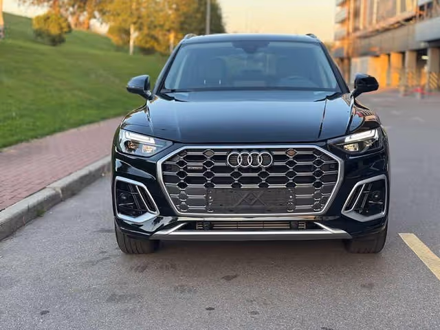 Audi Q5 - фото 3