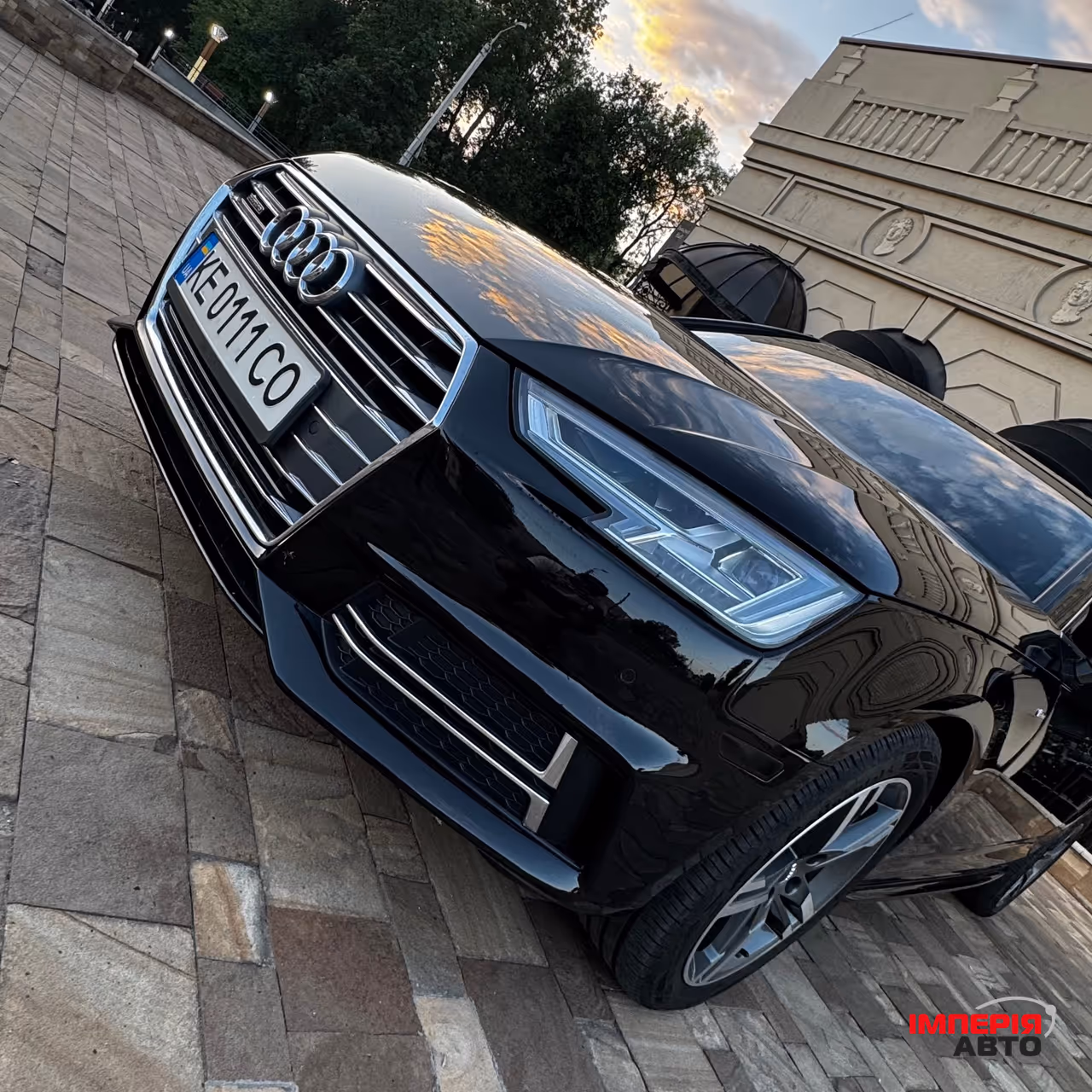 Audi A4 - фото 8