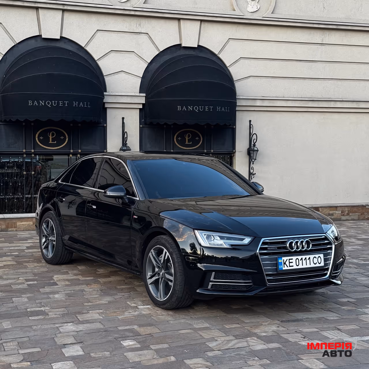 Audi A4 - фото 5