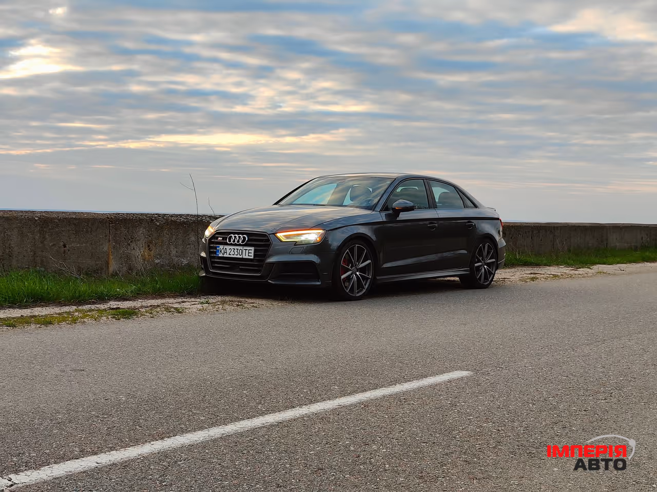 Audi S3 - фото 1