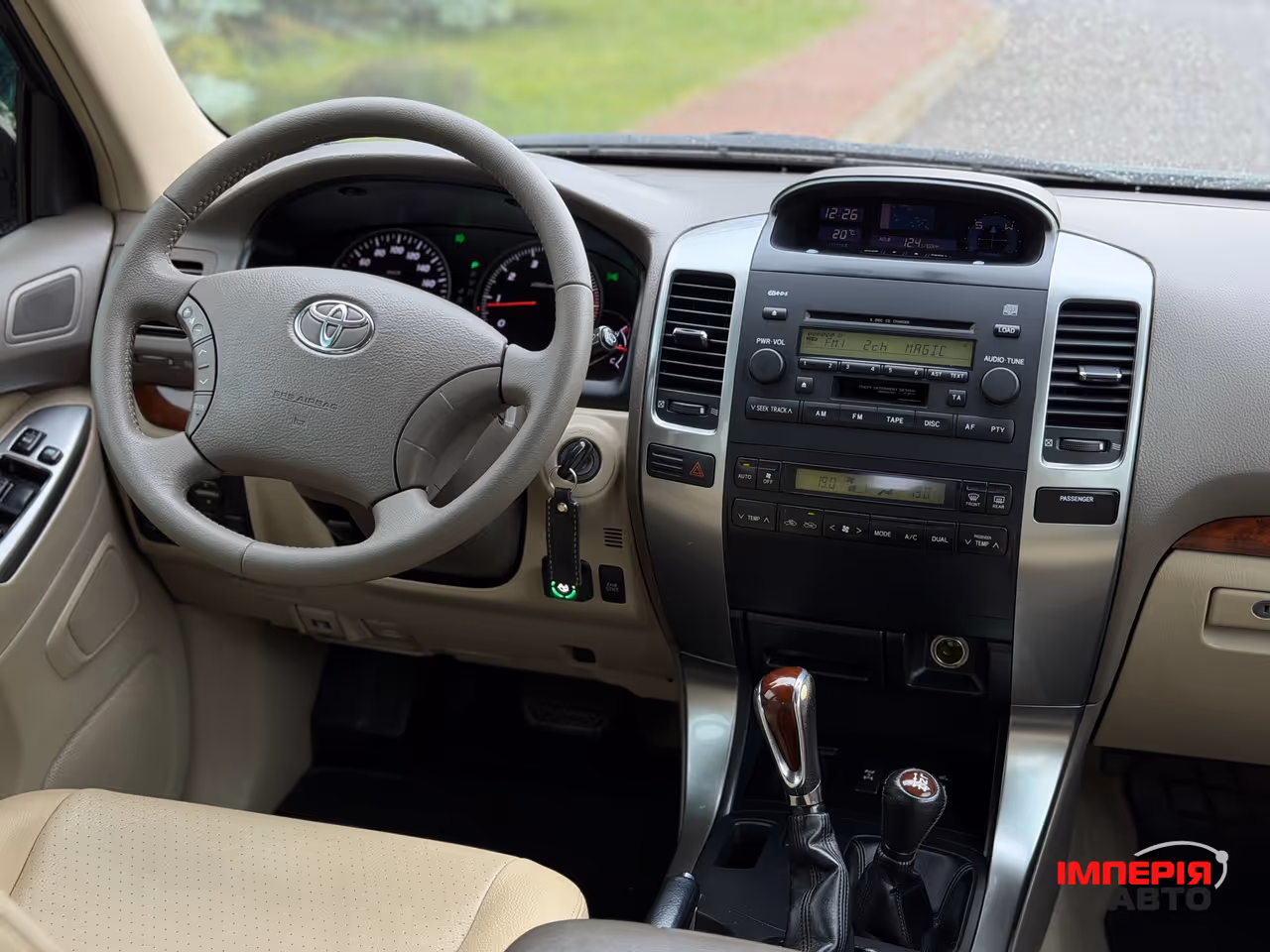 Toyota Land Cruiser - фото 9