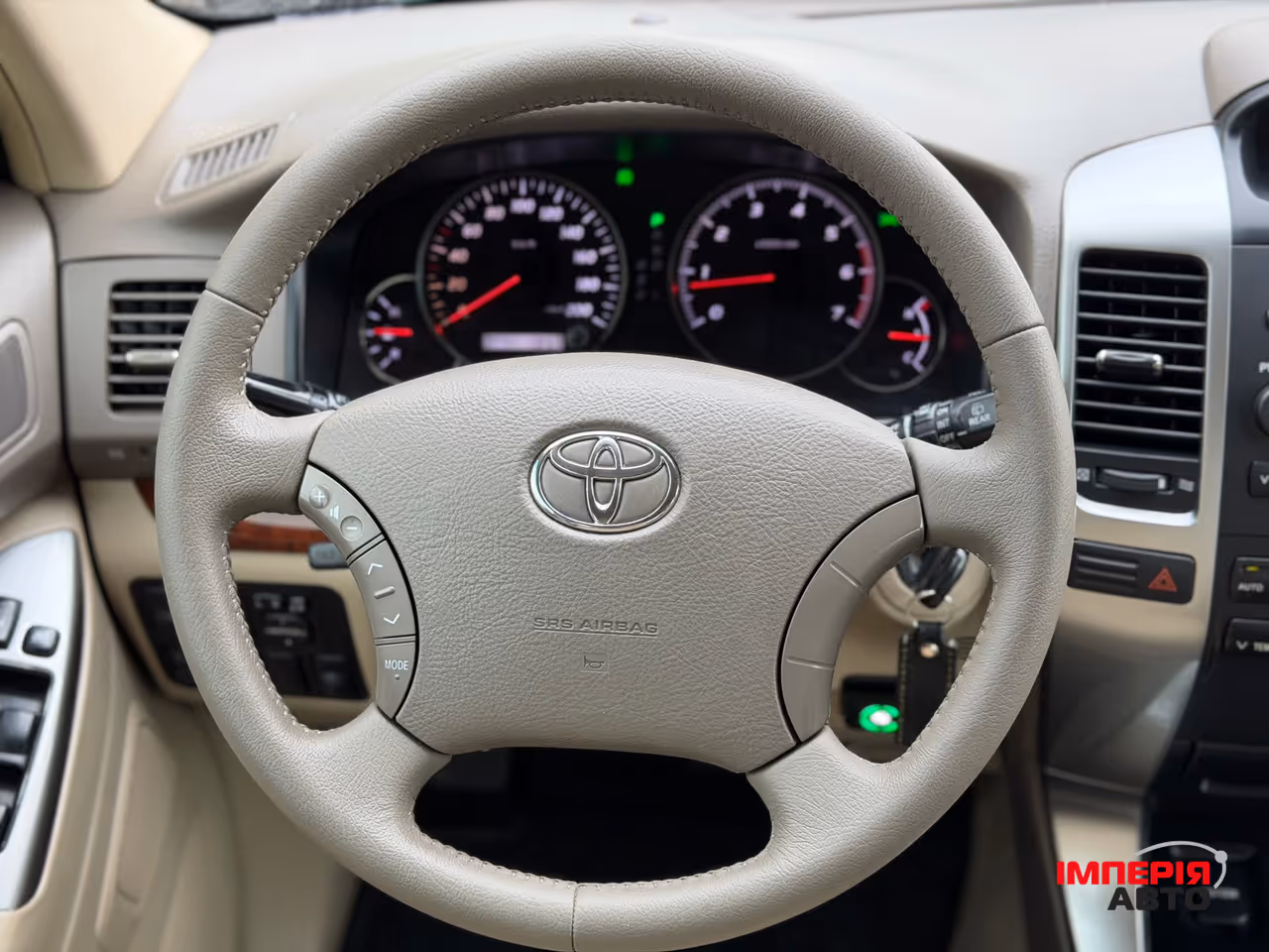 Toyota Land Cruiser - фото 7