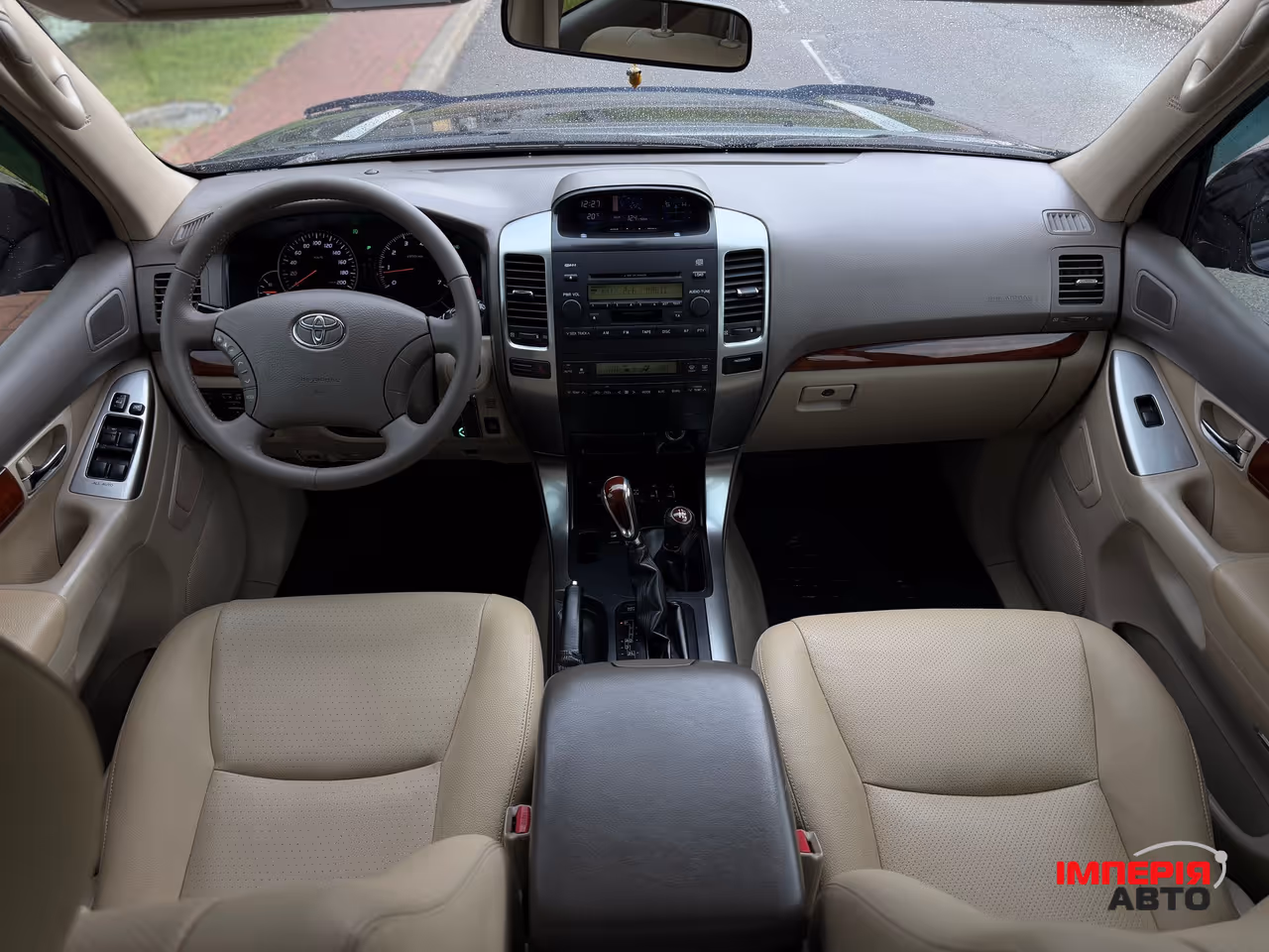 Toyota Land Cruiser - фото 6