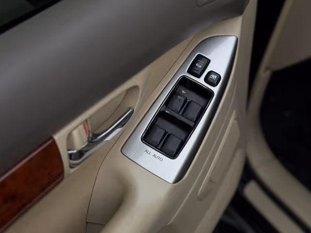 Toyota Land Cruiser - фото 5
