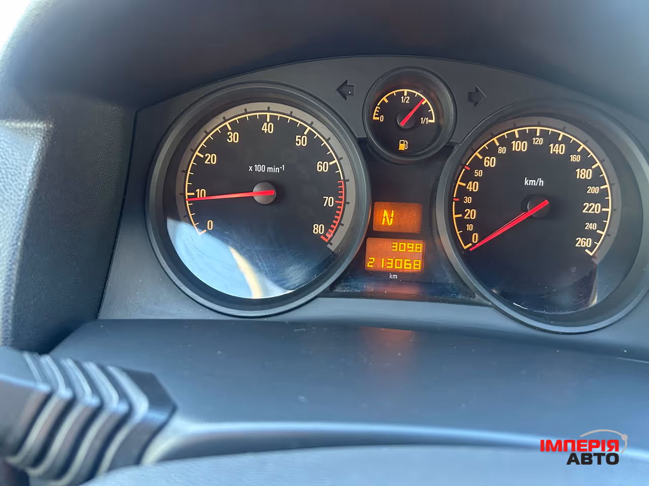 Opel Astra - фото 9