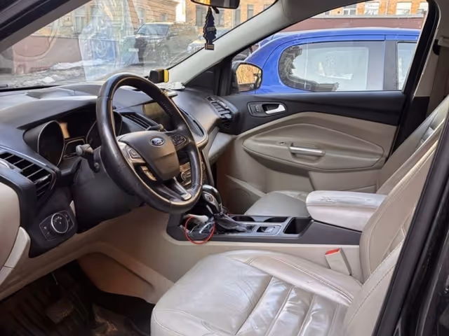 Ford Escape - фото 3