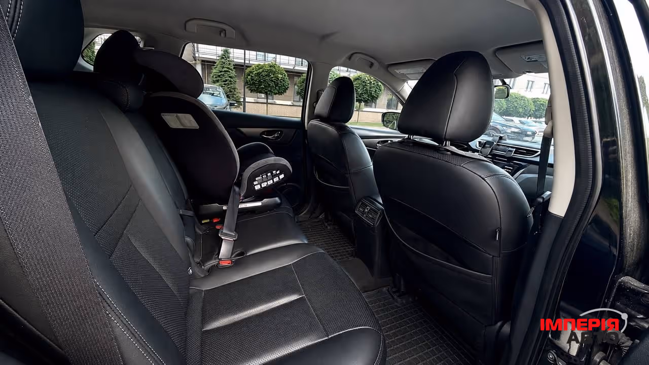 Nissan Rogue - фото 11