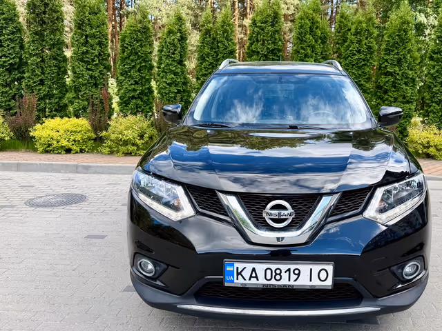 Nissan Rogue - фото 1