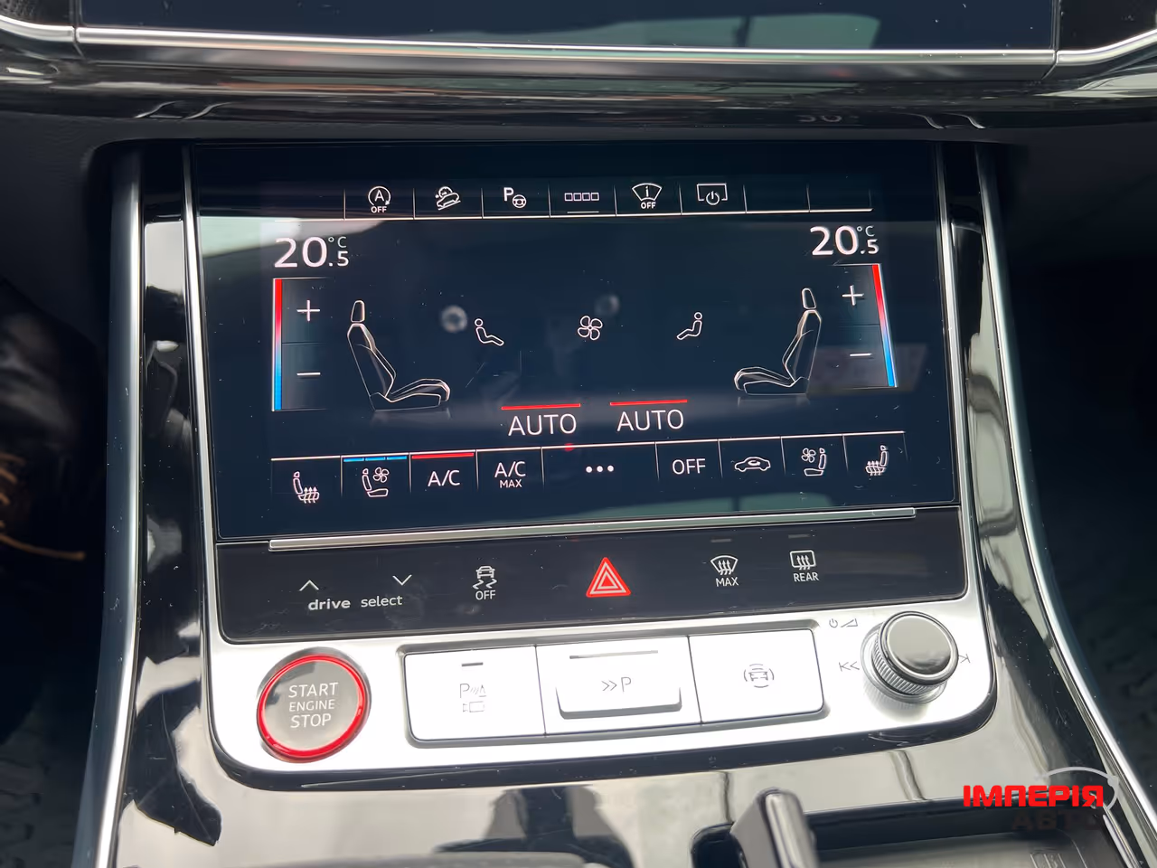 Audi SQ8 - фото 25