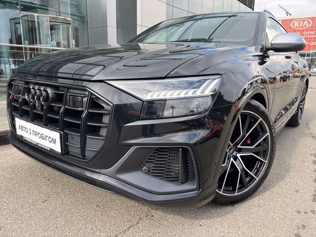 Audi SQ8 - фото 1