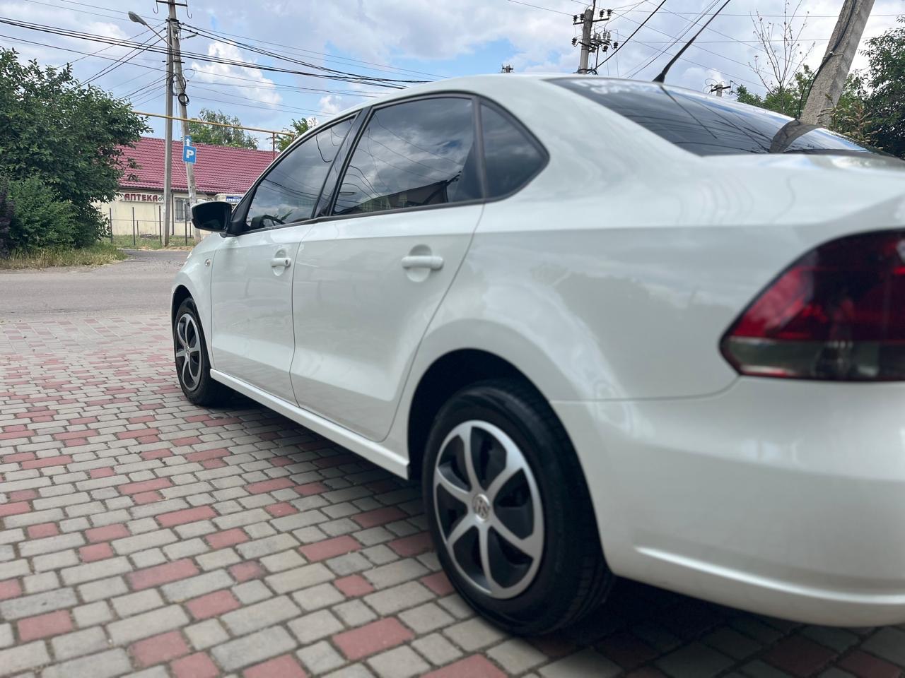 Volkswagen Polo - фото 9