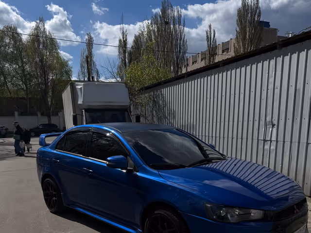 Mitsubishi Lancer - фото 2