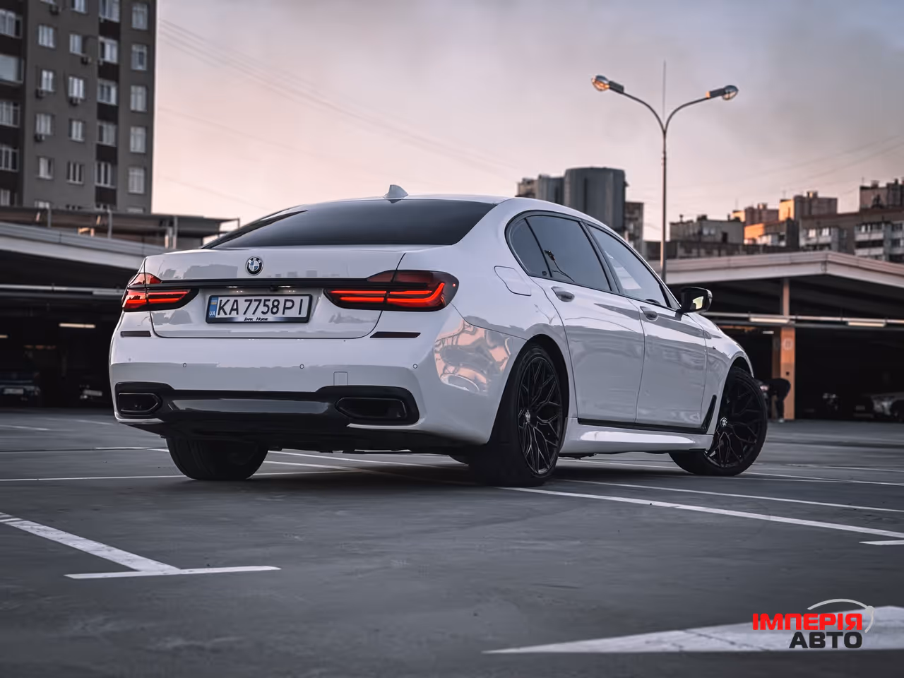 BMW 7 серії - фото 3