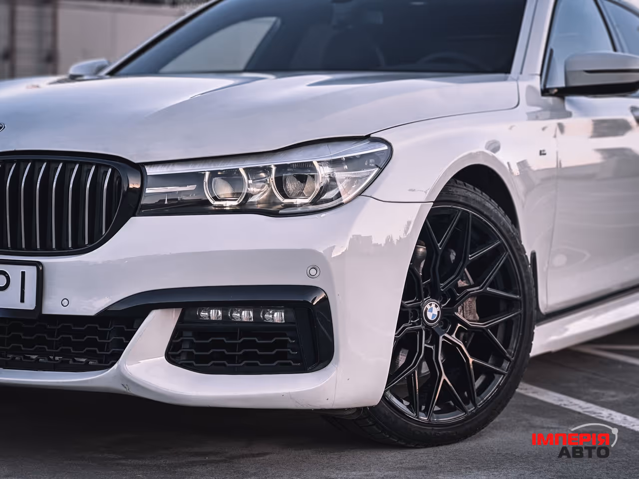 BMW 7 серії - фото 6