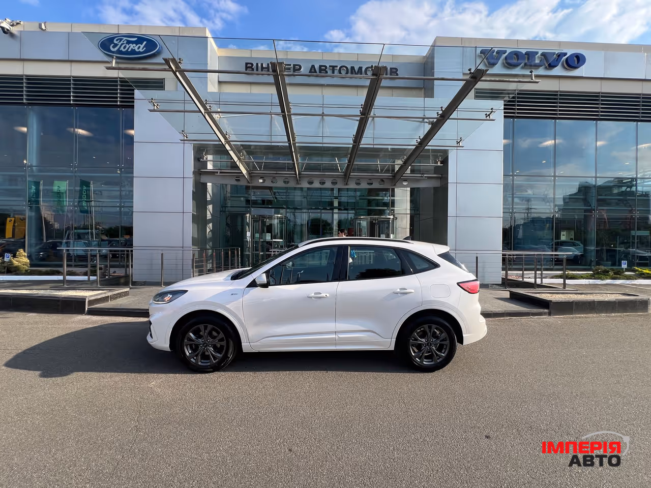 Ford Kuga - фото 30