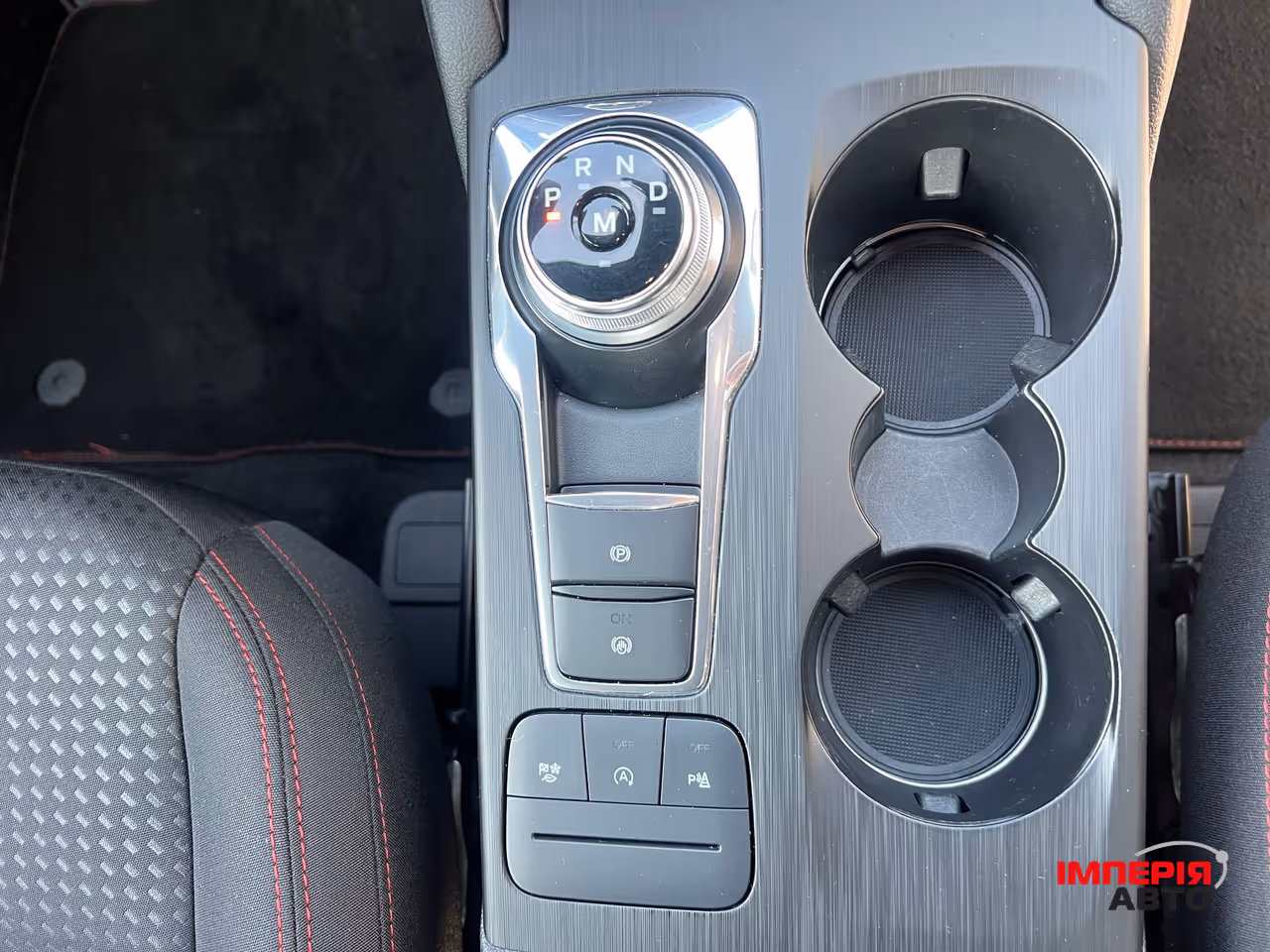 Ford Kuga - фото 19