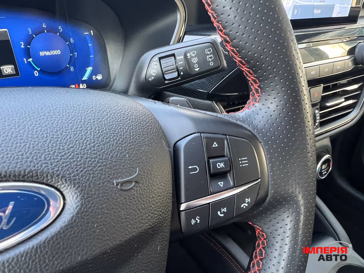 Ford Kuga - фото 23