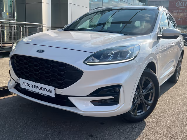 Ford Kuga - фото 1