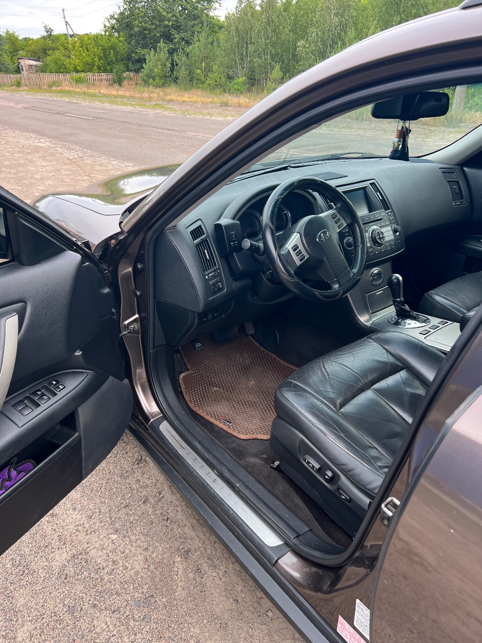 Infiniti FX - фото 5