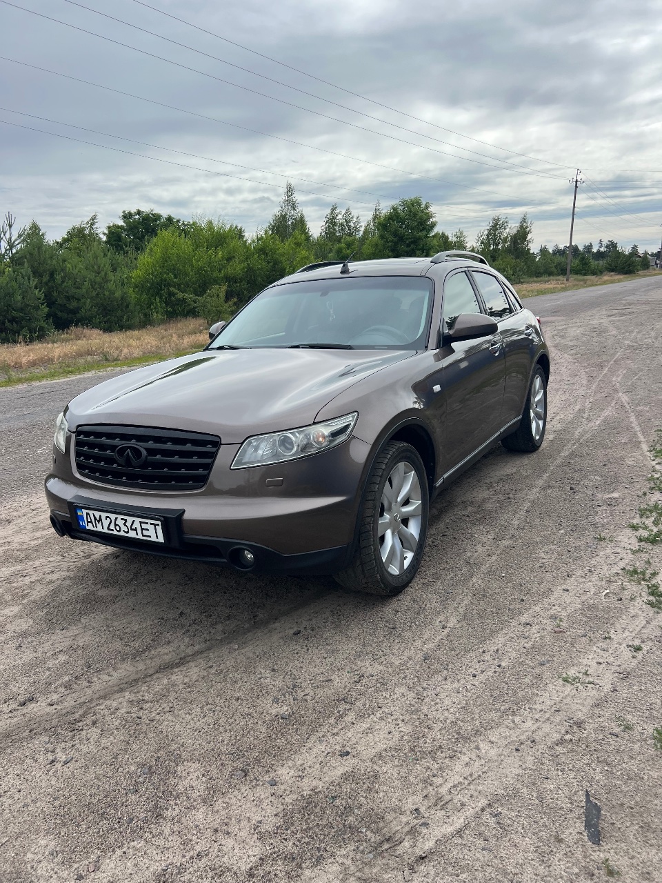 Infiniti FX - фото 1