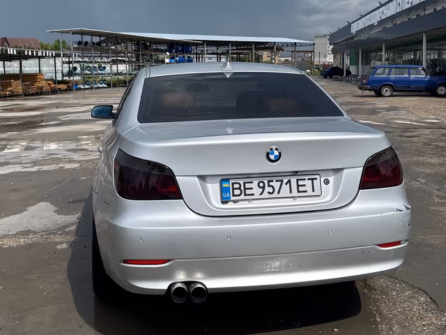 BMW 5 серії - фото 3