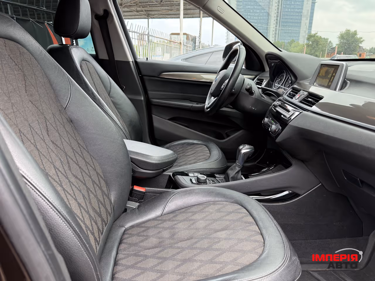 BMW X1 - фото 7