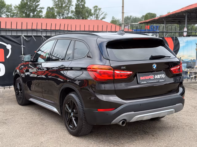 BMW X1 - фото 4