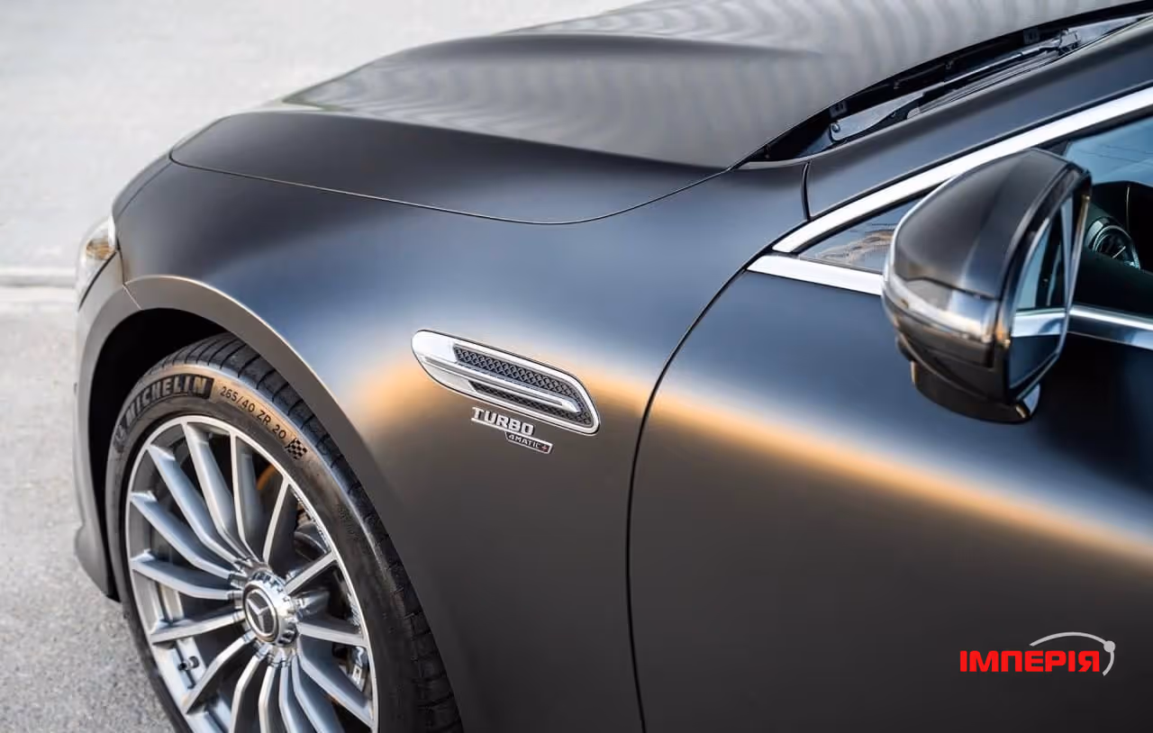 Mercedes-Benz AMG GT - фото 12