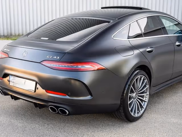 Mercedes-Benz AMG GT - фото 5
