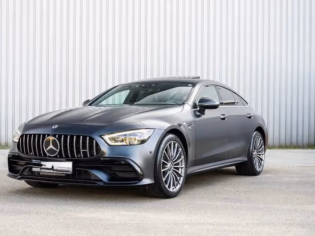 Mercedes-Benz AMG GT - фото 1