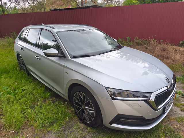 Skoda Octavia - фото 4