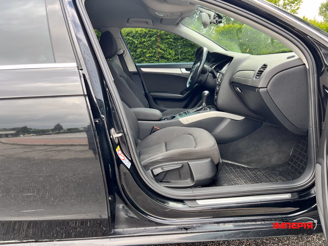 Audi A4 - фото 17