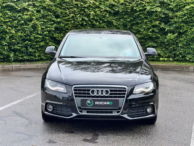 Audi A4 - фото 2