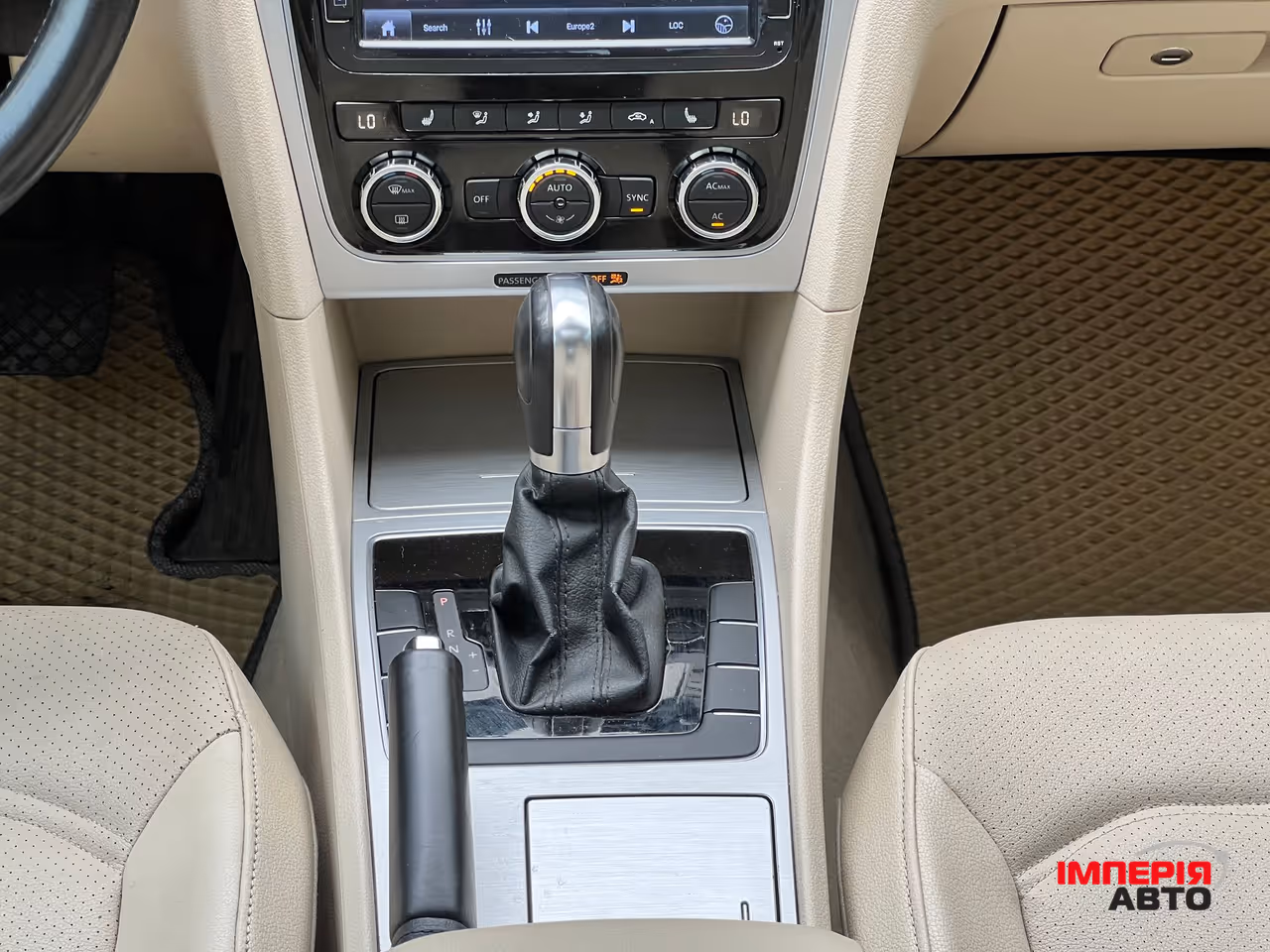Volkswagen Passat USA/NMS - фото 15