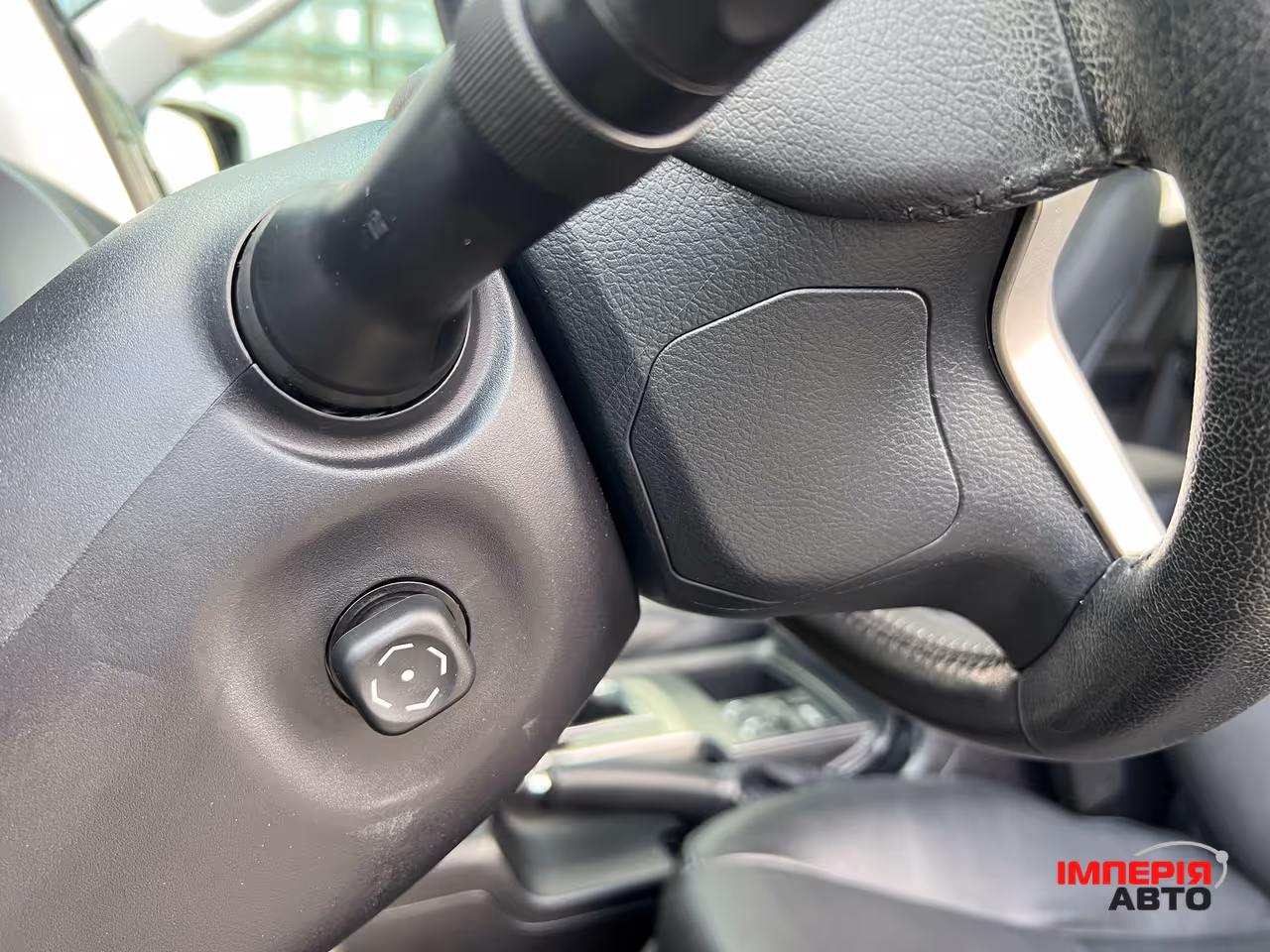 Toyota Land Cruiser Prado - фото 11