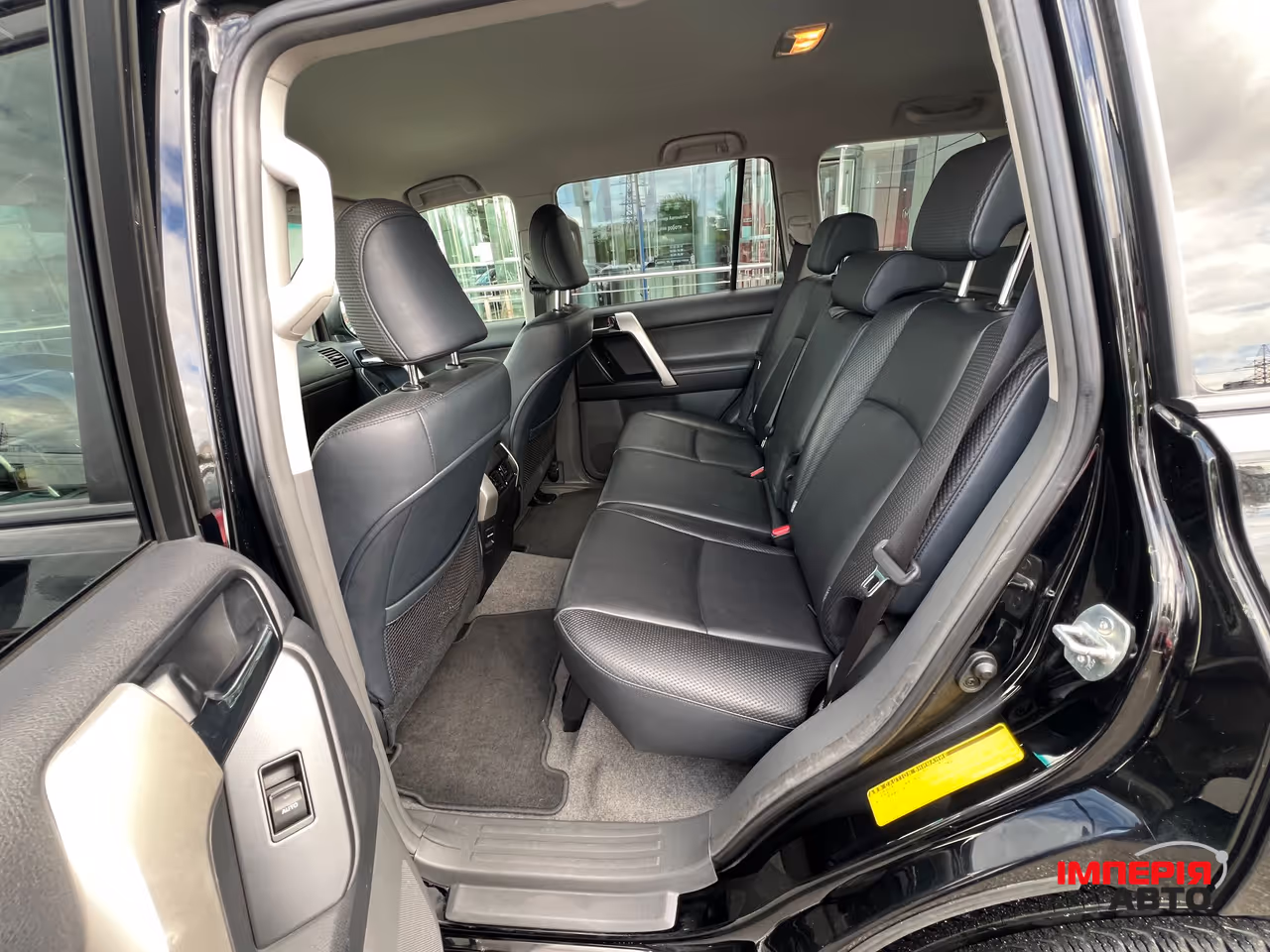Toyota Land Cruiser Prado - фото 12