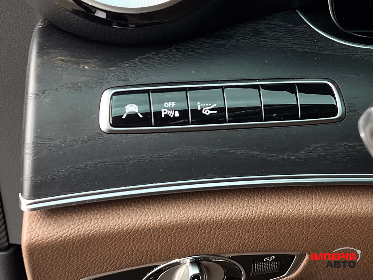 Mercedes-Benz E-Класс - фото 12