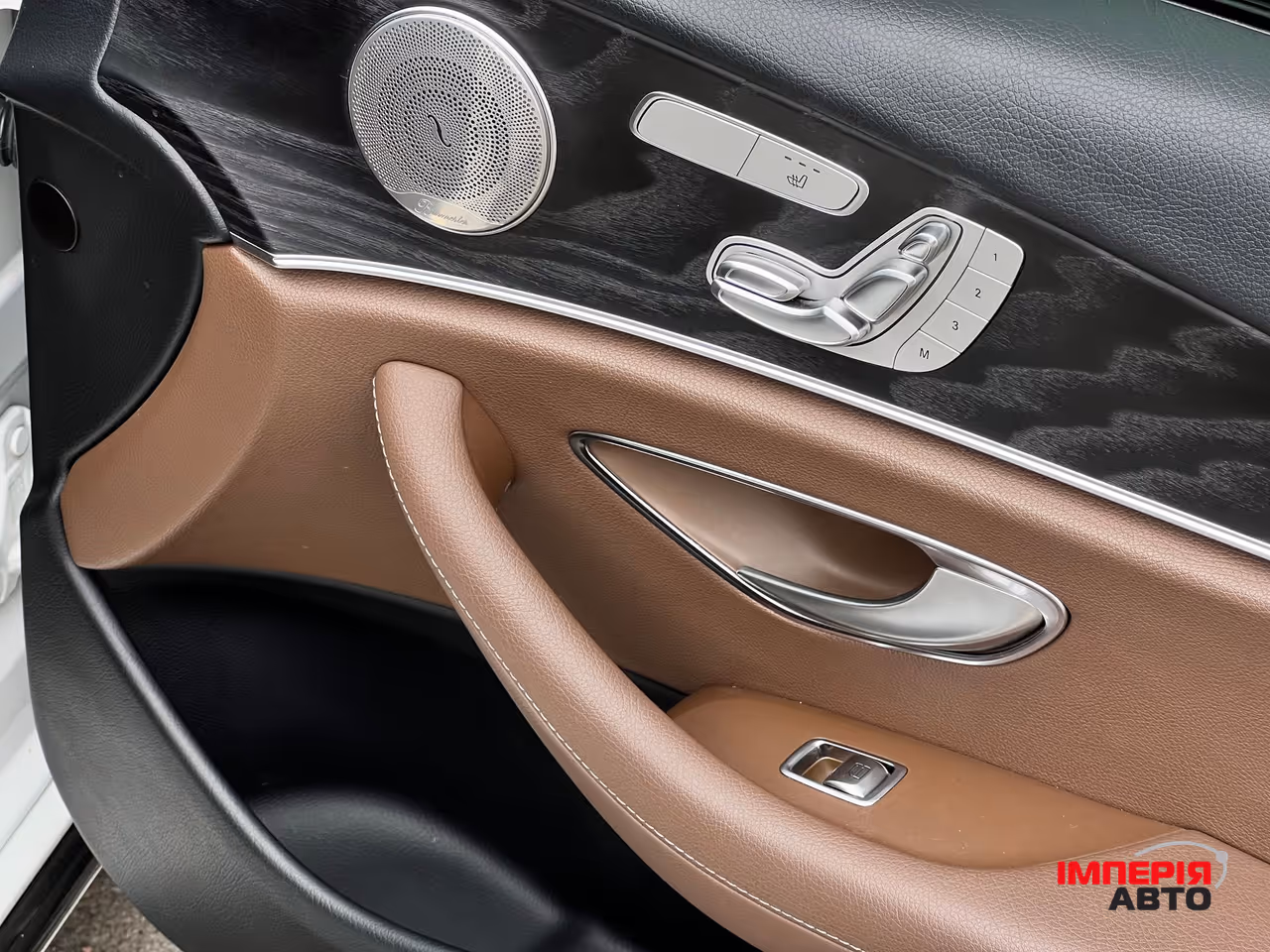 Mercedes-Benz E-Класс - фото 17