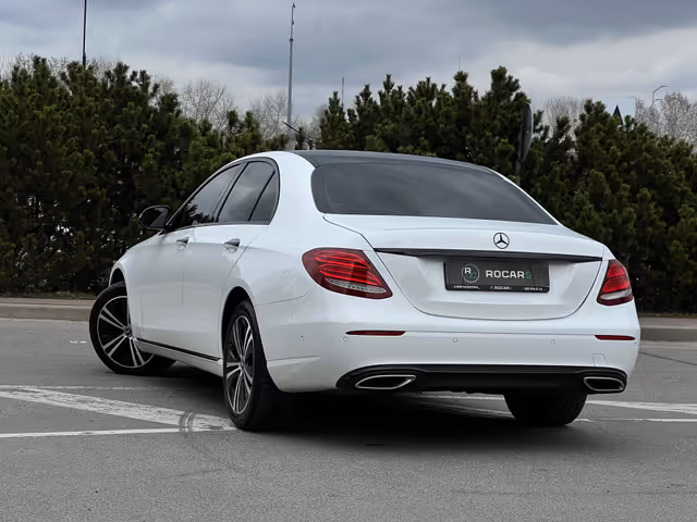 Mercedes-Benz E-Класс - фото 5
