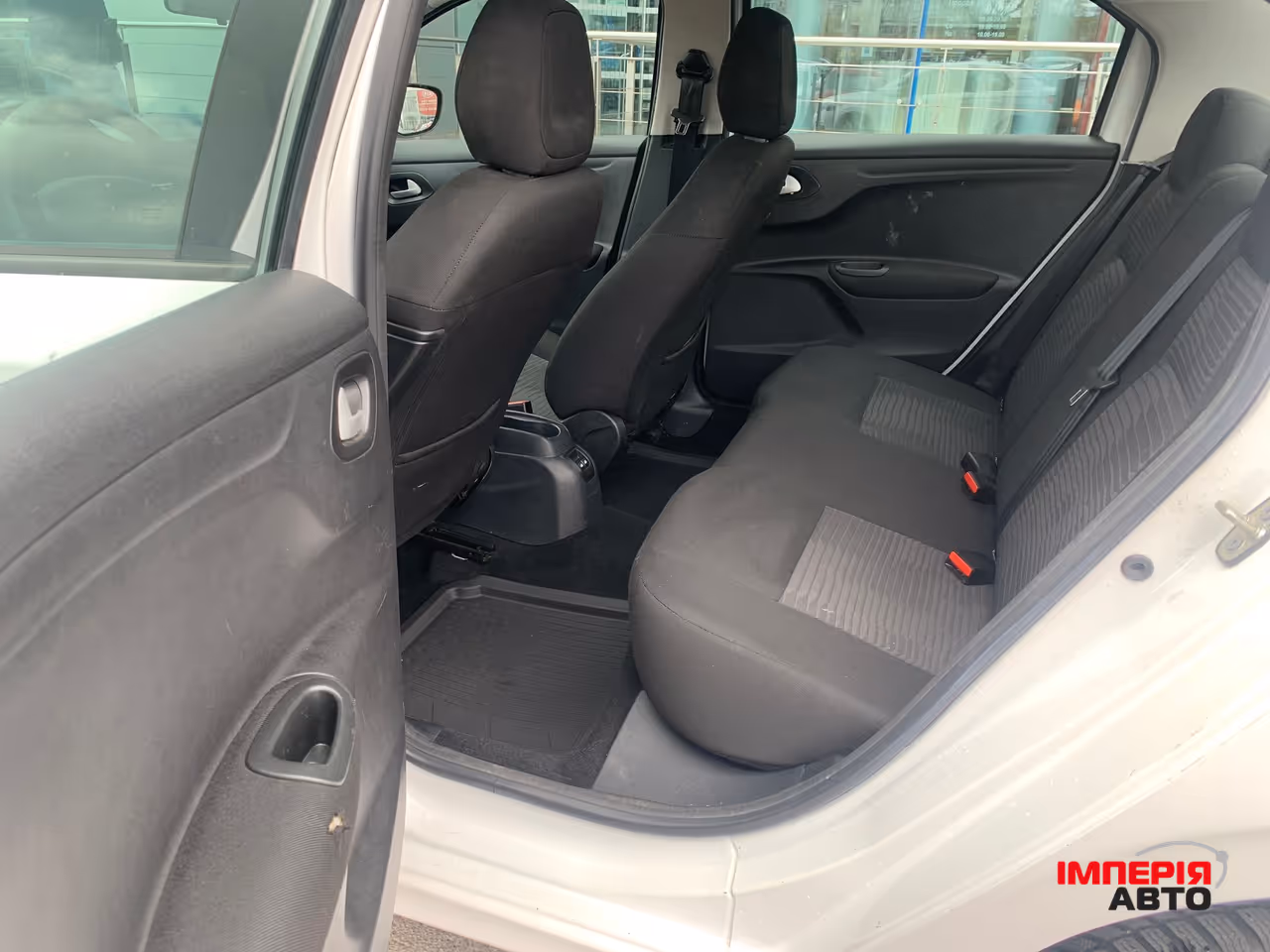 Peugeot 301 - фото 19