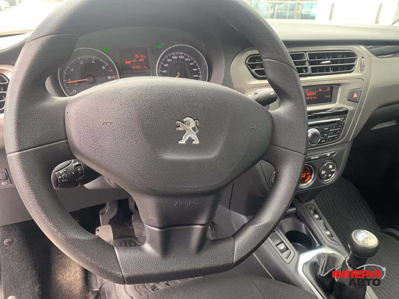 Peugeot 301 - фото 24