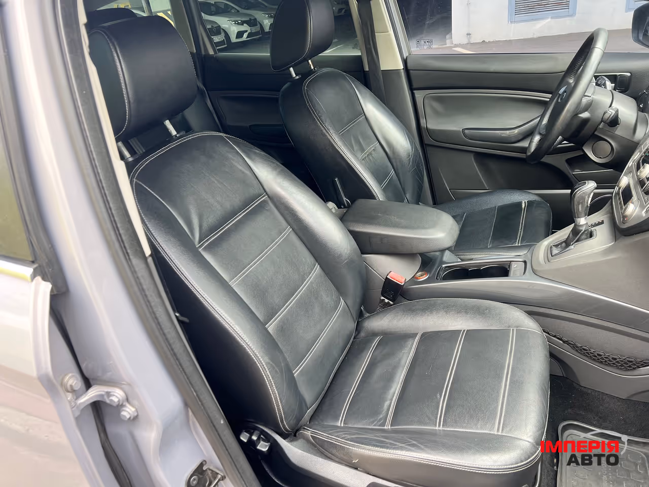 Ford Kuga - фото 20